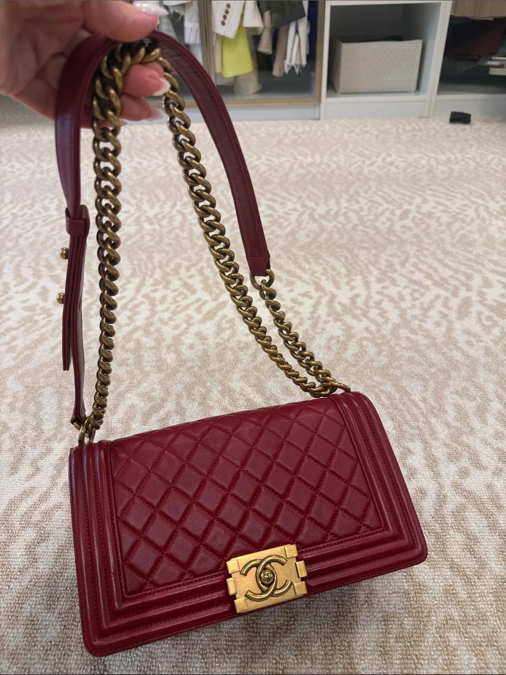 CHANEL Quilted Shoulder Bag in Burgundy with Gold Hardware